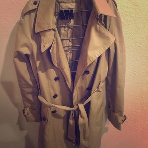 Banana Republic Classic Trench